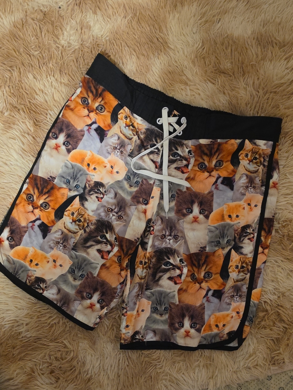 Bioworld Funny Cat Print Pet-Themed Board Shorts Large Swim Trunks